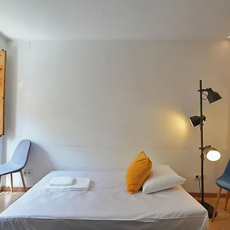 Mbird Lx Yard Apartman Lisboa