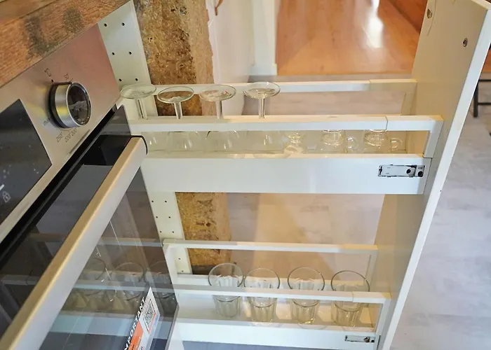 Mbird Lx Yard * Lisboa