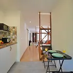 Apartment Mbird Lx Yard *